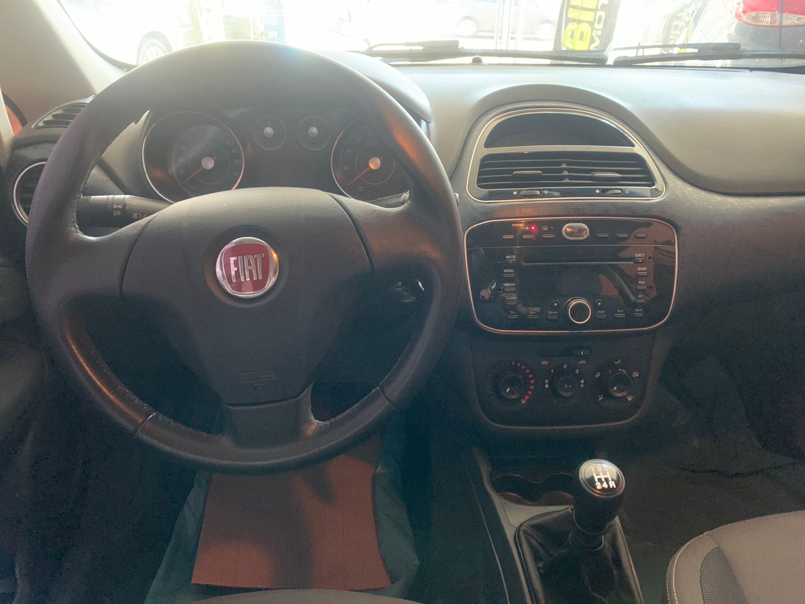 Fiat Punto ATTRACTIVE ITALIA 1.4 F.Flex 8V 5p