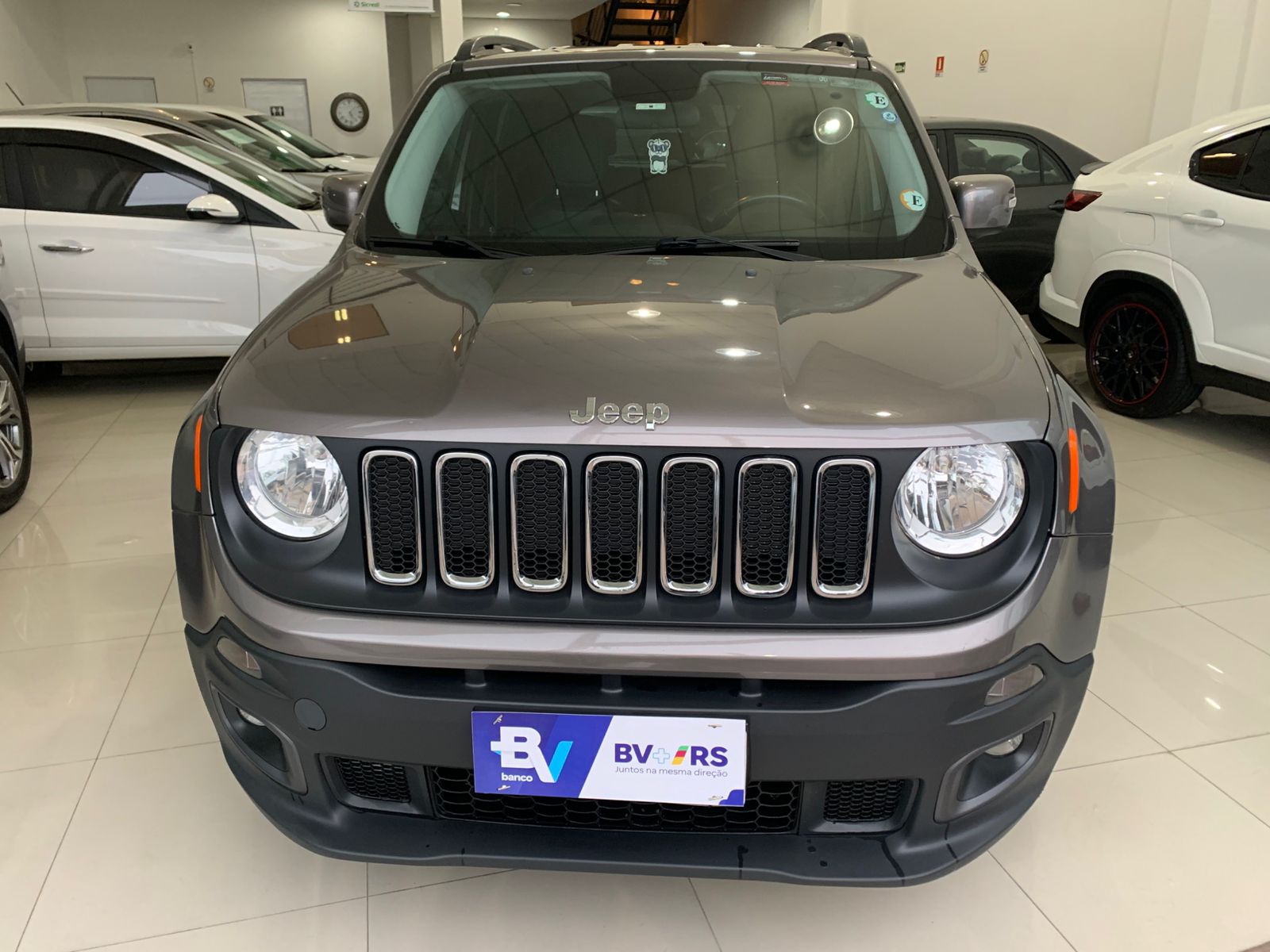 Jeep Renegade Longitude 1.8 4x2 Flex 16V Aut.