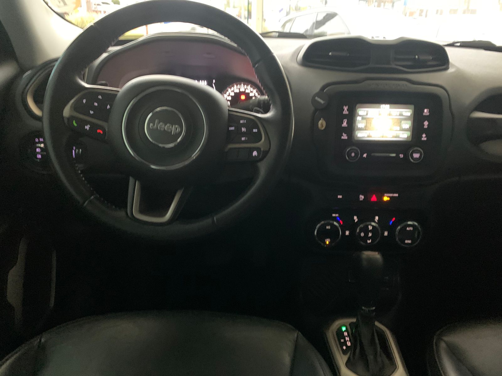 Jeep Renegade Longitude 1.8 4x2 Flex 16V Aut.